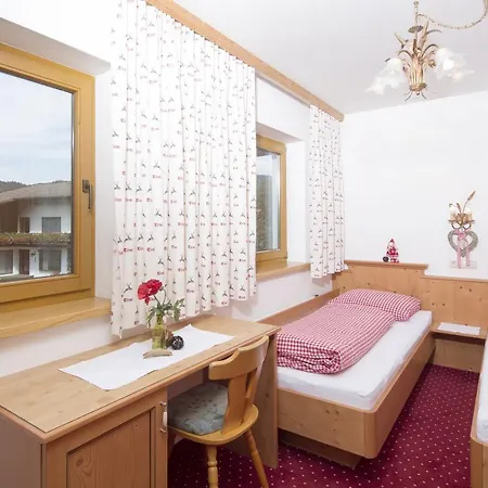 Landhaus Greil Reith im Alpbachtal Room photo