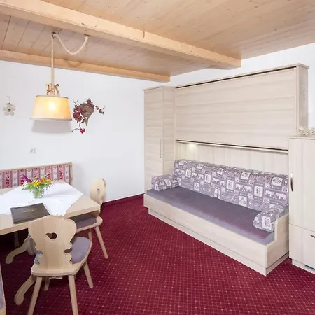Landhaus Greil Reith im Alpbachtal Room photo